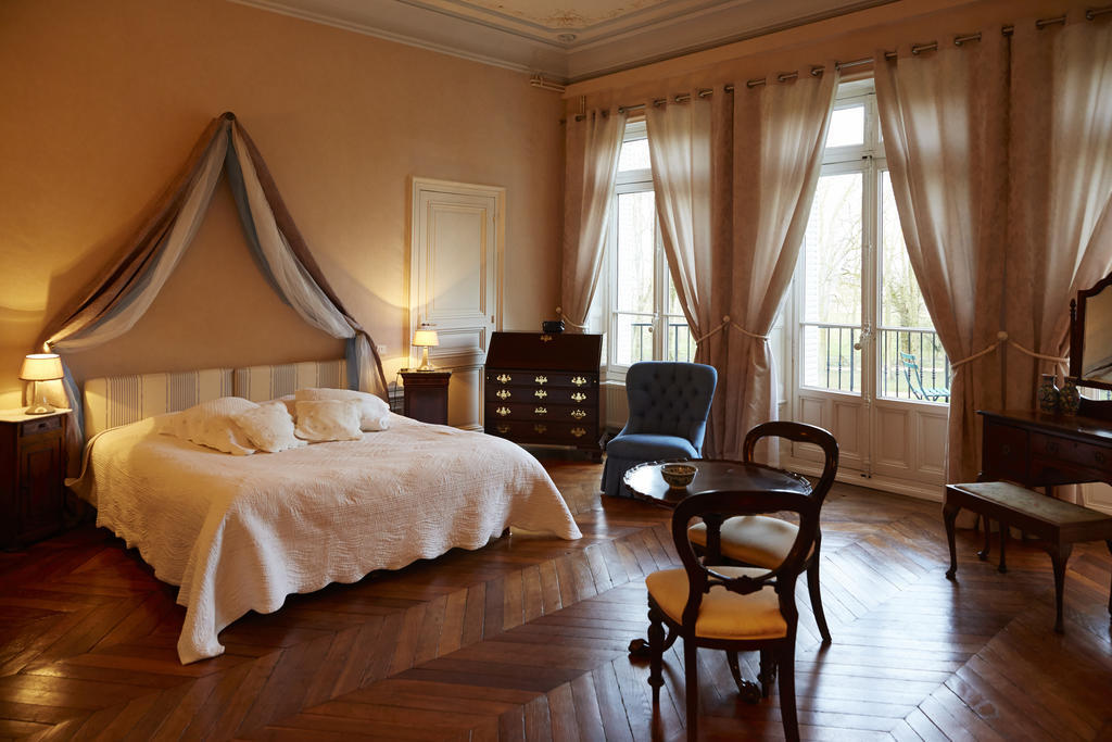 Sennecey-le-Grand Chambres Au Chateau - Le Clos Des Tourelles חדר תמונה